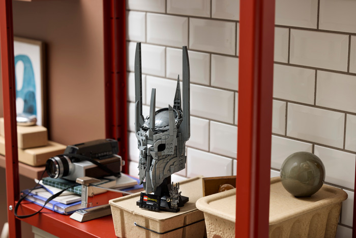 LEGO Icons - Le Seigneur des Anneaux : le Casque de Sauron 11373 produit à l'usage