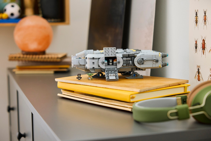 LEGO Star Wars Anzellan ruimteschip 75445 product in gebruik