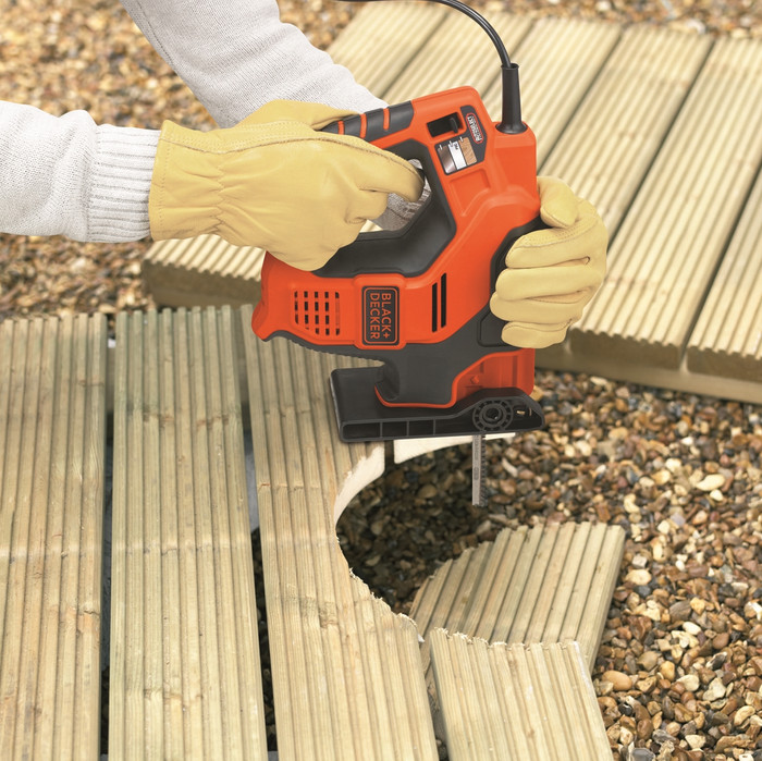 BLACK+DECKER RS890K-QS product in use