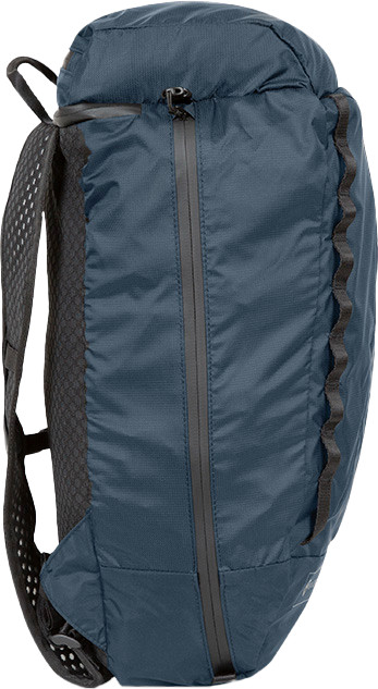 WANDRD Veer 18 L Photo Bundle Cobalt côté gauche