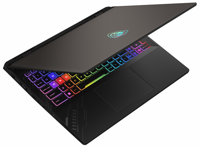 MSI Crosshair A16 HX D8WFKG-210BE bovenkant