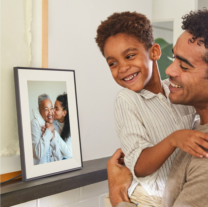 Aura Frames Aspen Noir produit à l'usage
