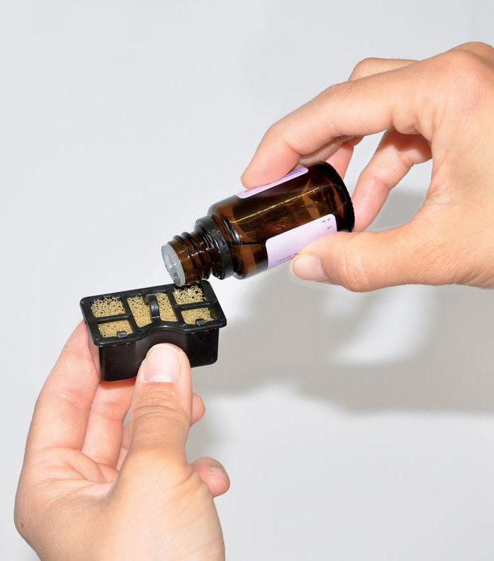 Stadler Form Oskar Little White detail