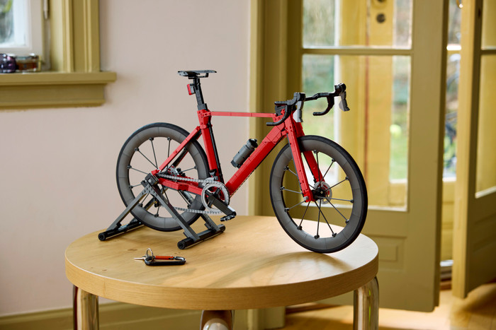 LEGO Icons - Le Vélo de Route 11380 produit à l'usage