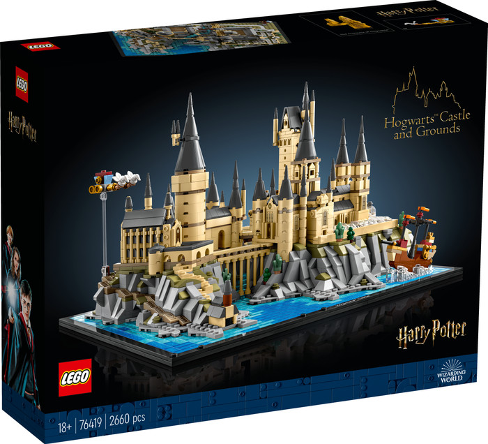 LEGO Harry Potter Kasteel Zweinstein en Terrein 76419 verpakking