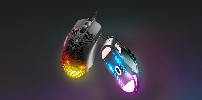 SteelSeries Aerox 5 Wired Gaming Mouse Black product in use