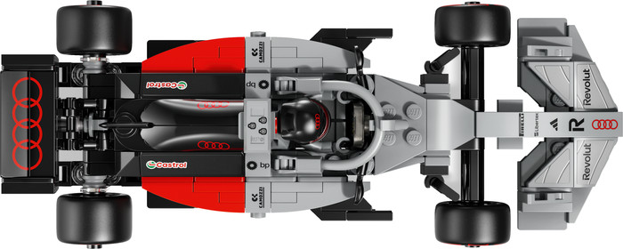 LEGO Speed Champions Audi Revolut F1 racewagen 77259 product in gebruik