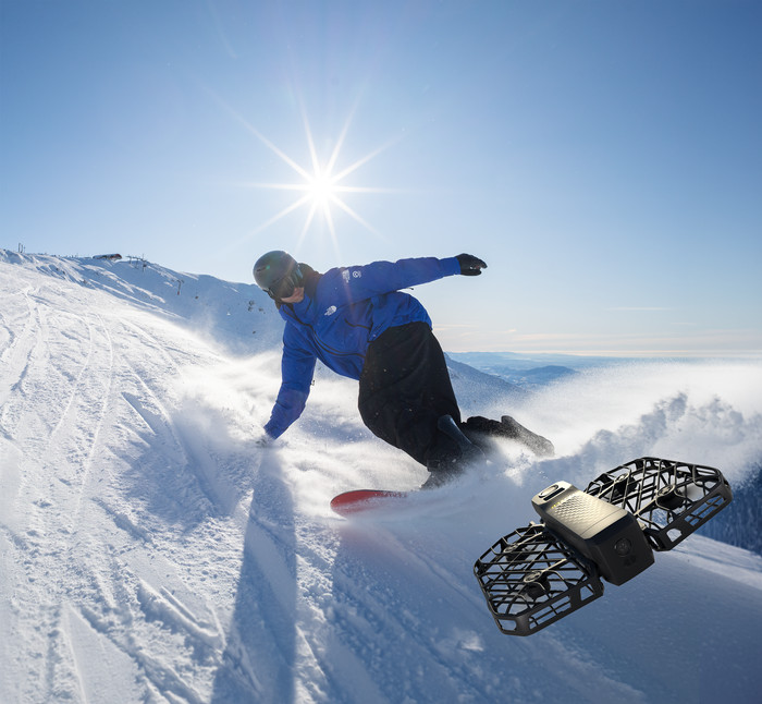 HoverAir X1 PRO Retail Combo product in gebruik