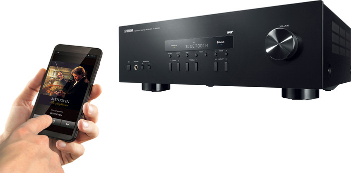 Yamaha R-S202 DAB+ Noir produit à l'usage