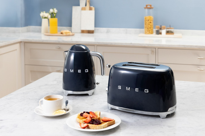 SMEG KLF03NBEU Navy Blue produit à l'usage