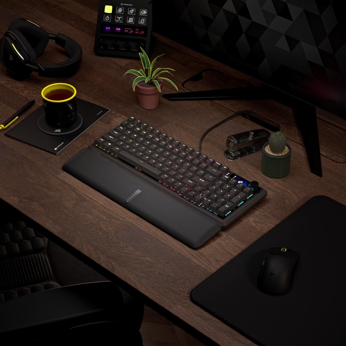 Corsair Vanguard 96 Mechanisch Gaming Toetsenbord Azerty product in gebruik