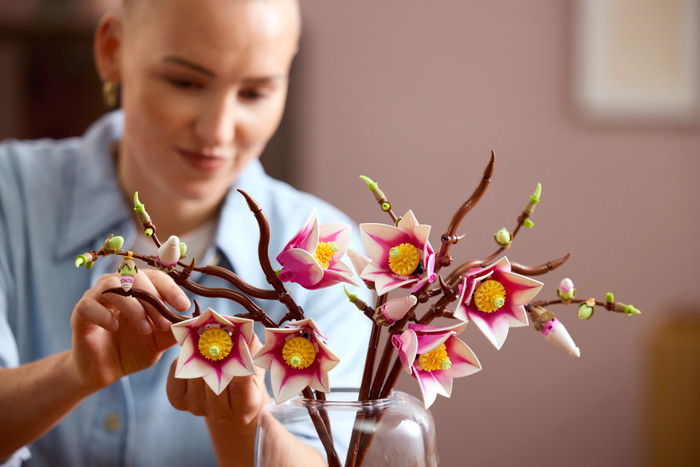 LEGO Botanicals - Branches de Magnolia 11510 produit à l'usage