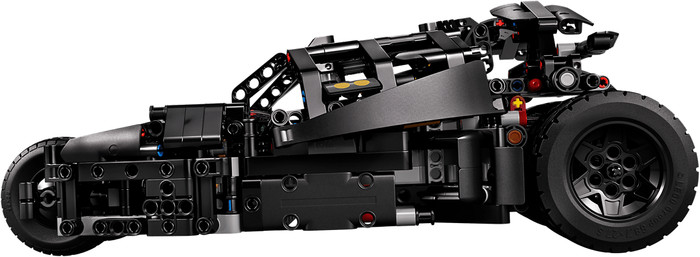 LEGO DC Batman Batmobile Tumbler 42239 rechterkant