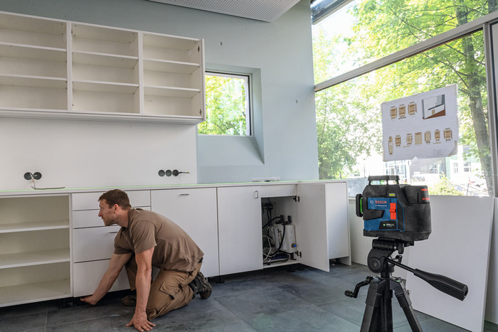 Bosch Professional GLL 12V-100-33 CG product in gebruik