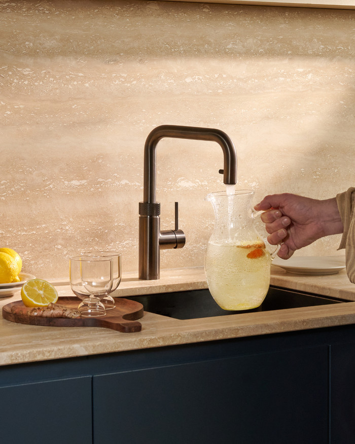 Quooker Flex Square Gunmetal product in use