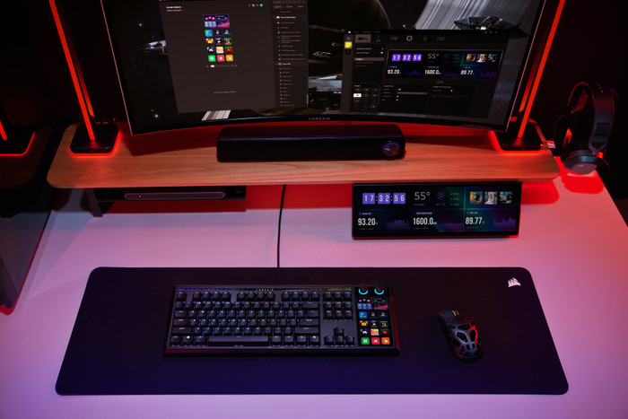 Corsair GALLEON 100 SD Gaming Toetsenbord Azerty product in gebruik