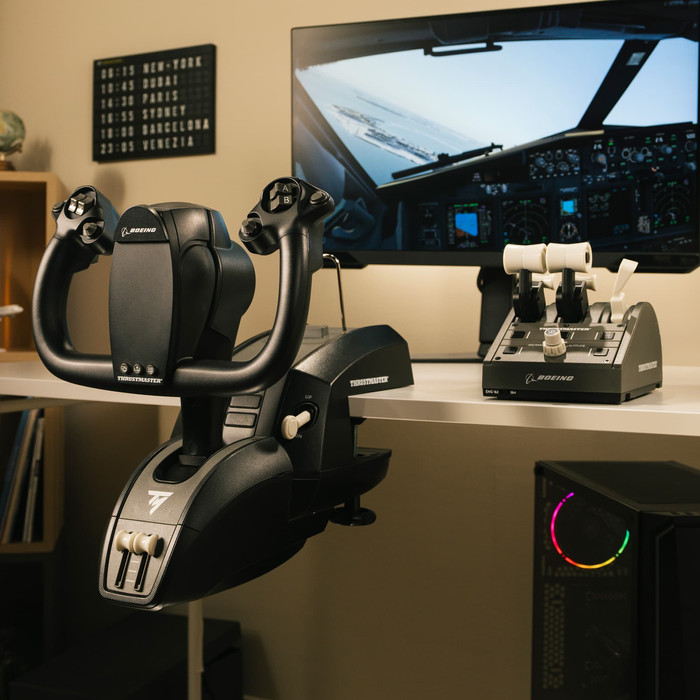 Thrustmaster TCA Yoke Pack Boeing Edition product in gebruik