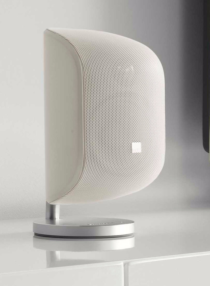 Bowers & Wilkins M1 Blanc (à l'unité) produit à l'usage