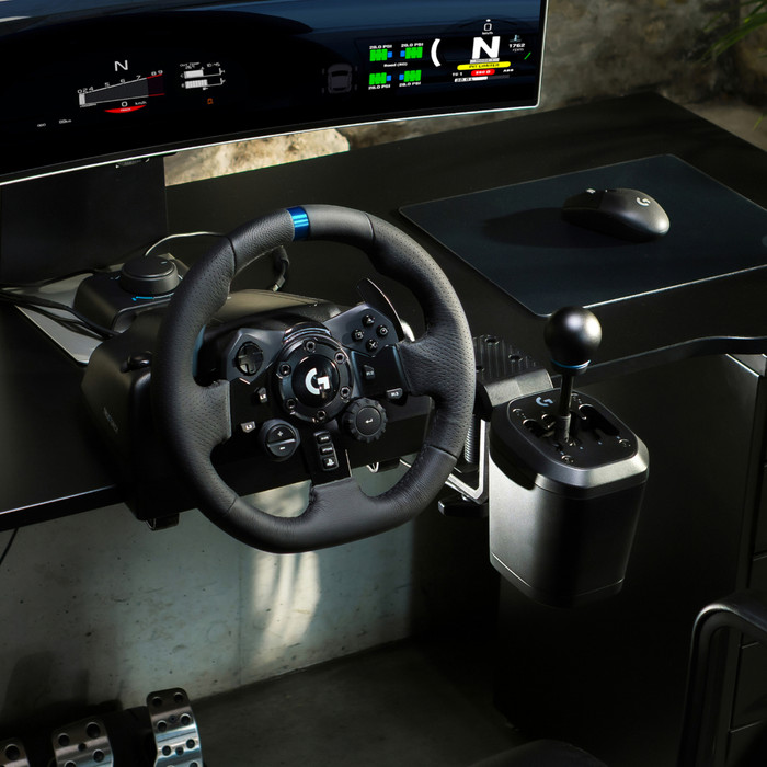 Logitech G RS H Shifter product in gebruik