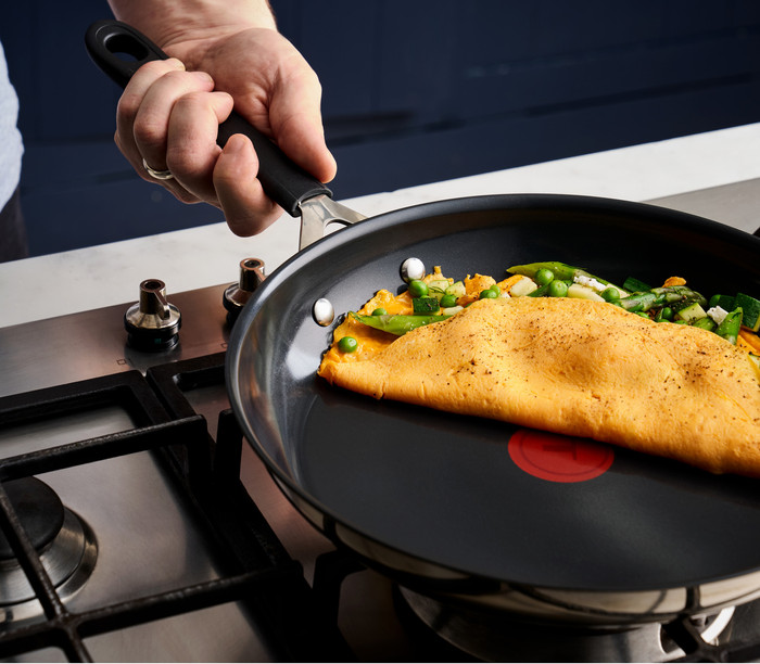 Jamie Oliver by Tefal Easy Cook Ceramic wokpan 28 cm E33719 detail