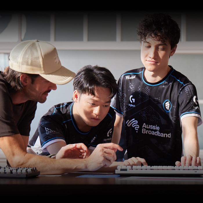 Logitech G PRO X Superlight 2 DEX Lightspeed Souris Gamer Sans Fil Magenta visuel fournisseur