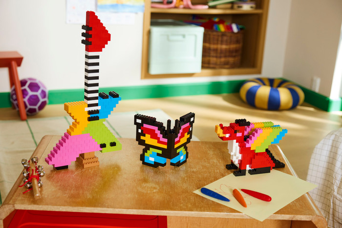 LEGO Classic Kleurrijke Creatieve Stenen 11045 product in gebruik