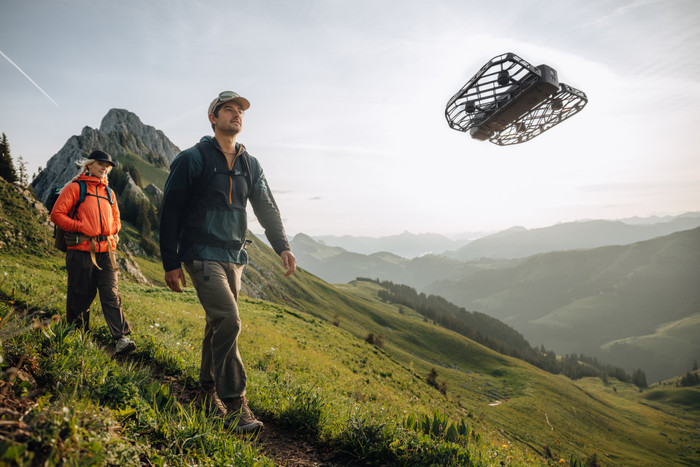 HoverAir X1 PRO MAX Retail Combo product in gebruik