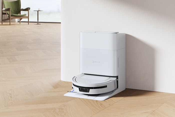 Ecovacs DEEBOT T90 MAX OMNI White product in use