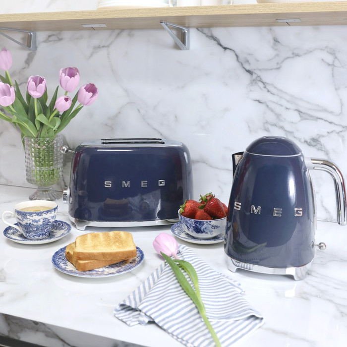 SMEG KLF03NBEU Navy Blue produit à l'usage