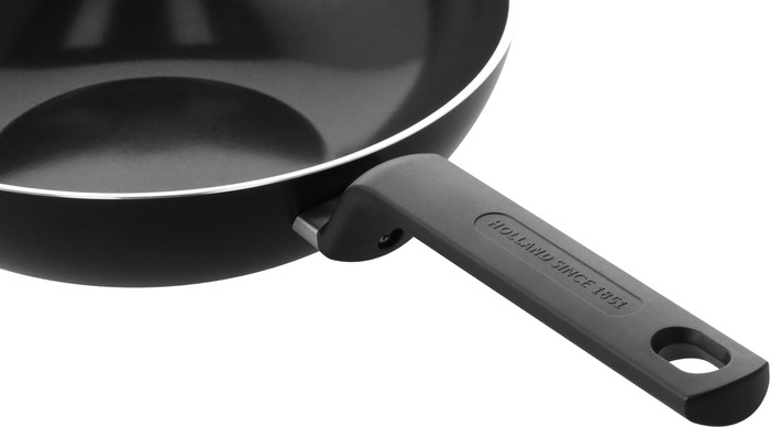 BK Infinity Open Wokpan 28 cm detail