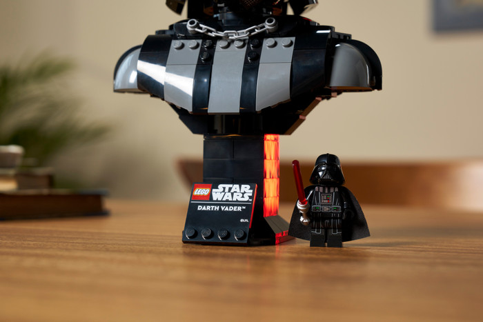 LEGO Star Wars - Le Buste de Dark Vador 75439 produit à l'usage