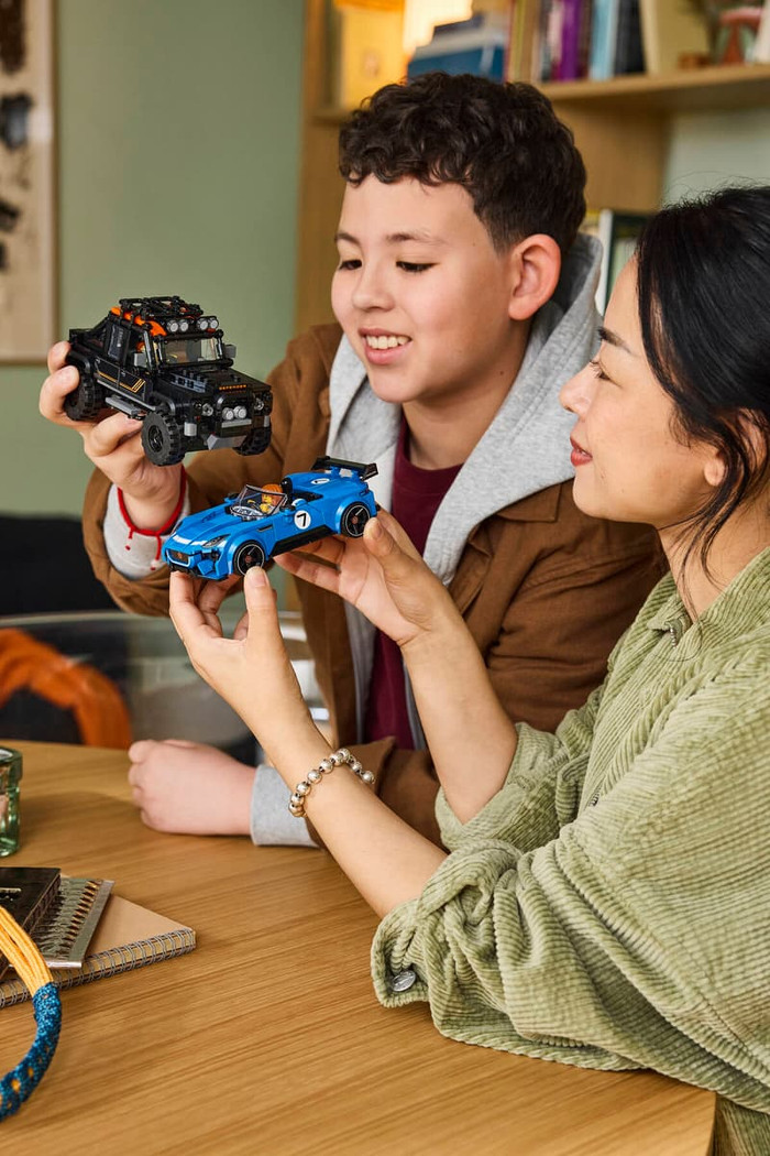 LEGO Speed Champions - La Jaguar Project 7 et le Land Rover Defender 77264 produit à l'usage