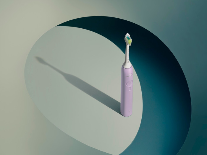 Philips Sonicare 3100 Series HX4033/27 Luxe Lila product in gebruik