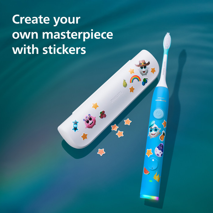 Philips Sonicare For Kids 3+ Smart HX6600/42 Blauw product in gebruik