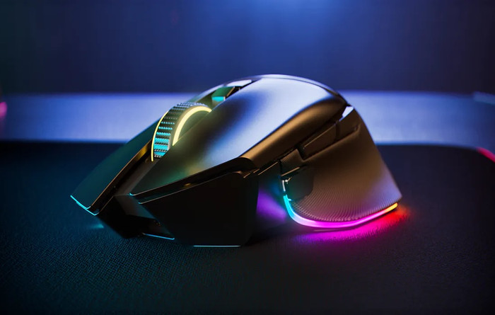 Razer Basilisk V3 Pro 35K Wireless Gaming Muis product in gebruik