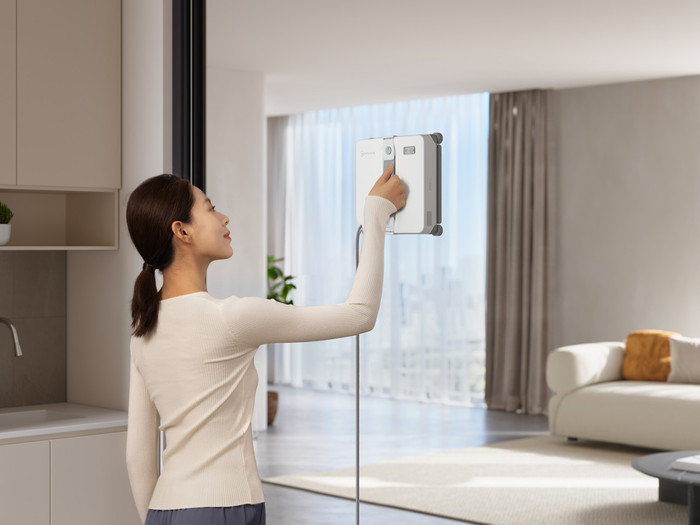 Ecovacs WINBOT mini 2 product in gebruik