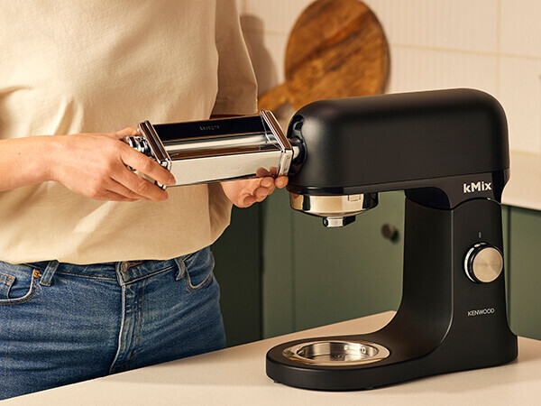 Kenwood kMix KMX751ABK Zwart product in gebruik