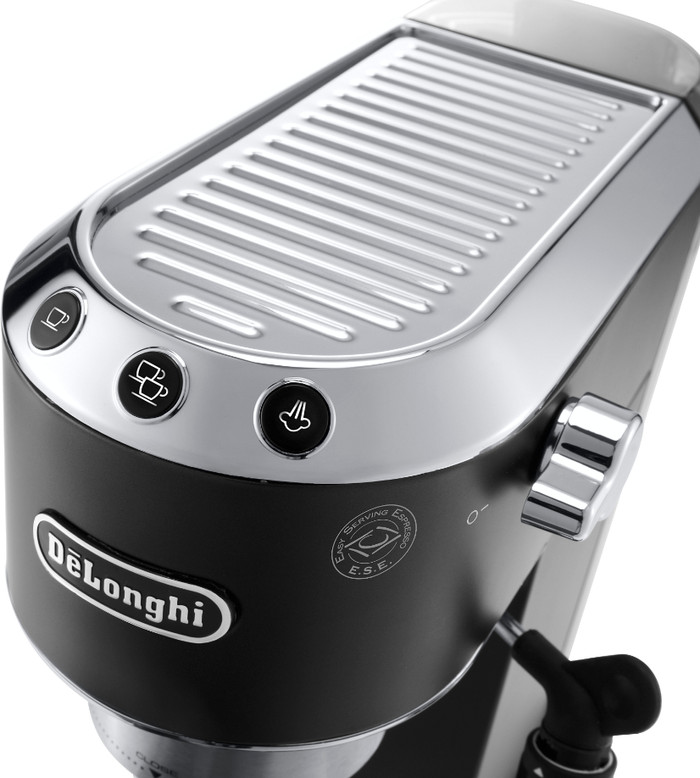 De'Longhi EC685.BK Dedica Zwart + Koffiemolen detail