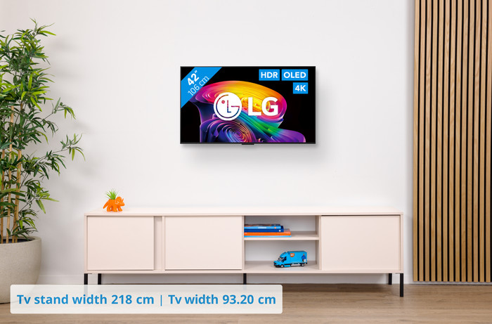 LG OLED evo 42 inches C6 (2026) visual Coolblue 1