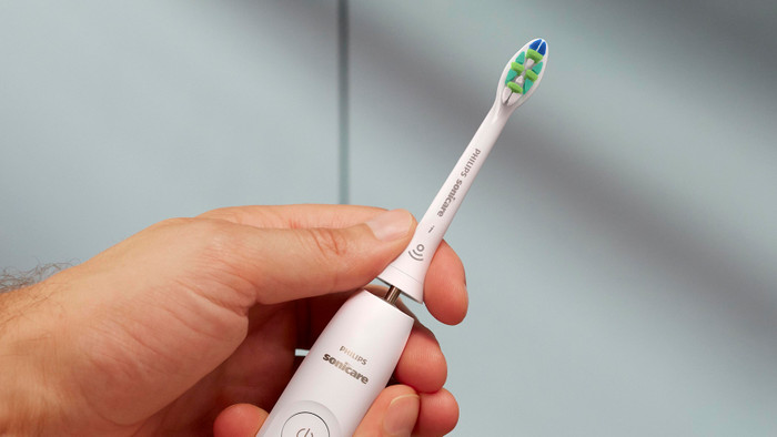 Philips Sonicare InterCare HX9004/87 Wit (4 stuks) product in gebruik