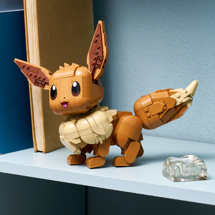 LEGO Pokémon Eevee 72151 product in gebruik