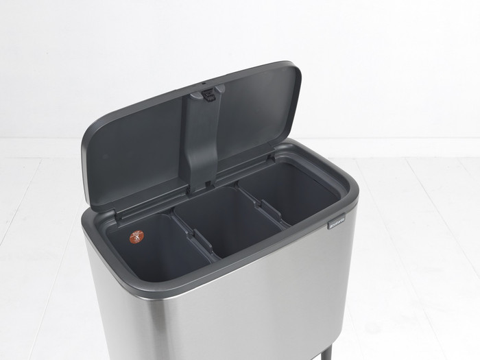 Brabantia Bo Touch Bin Poubelle 3 x 11 Litres Matt Steel Anti-Traces de Doigts détail