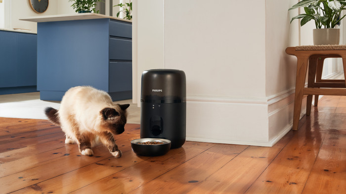 Philips Smart Feeder PAW3300/02 product in gebruik