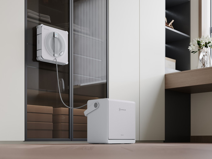 Ecovacs WINBOT W2S Pro Omni product in gebruik