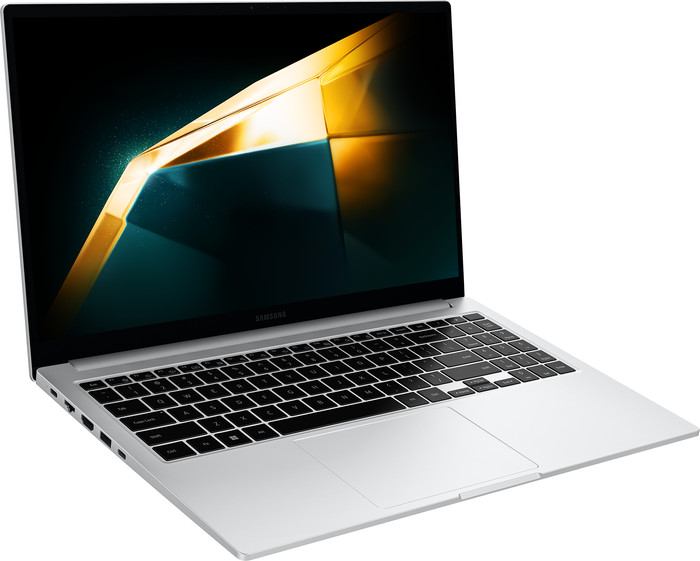 Samsung Galaxy Book4 NP750XGK-KS3NL left side