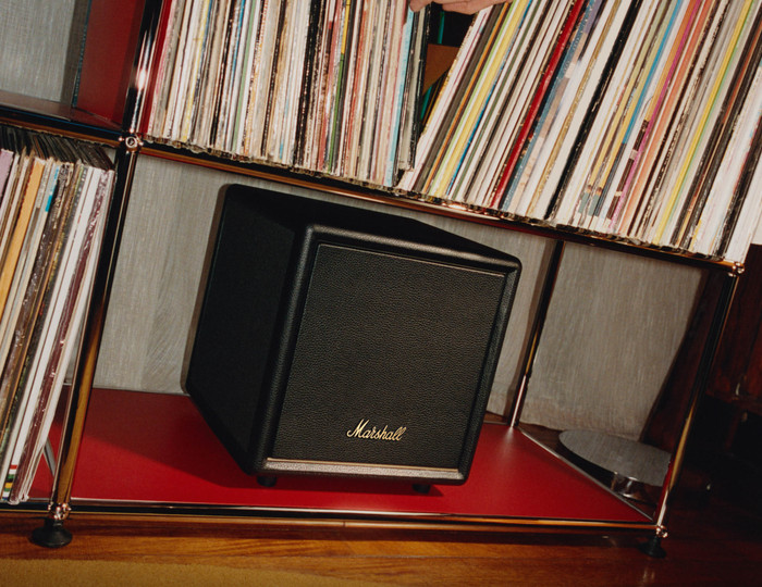 Marshall Heston Sub 200 Zwart product in gebruik