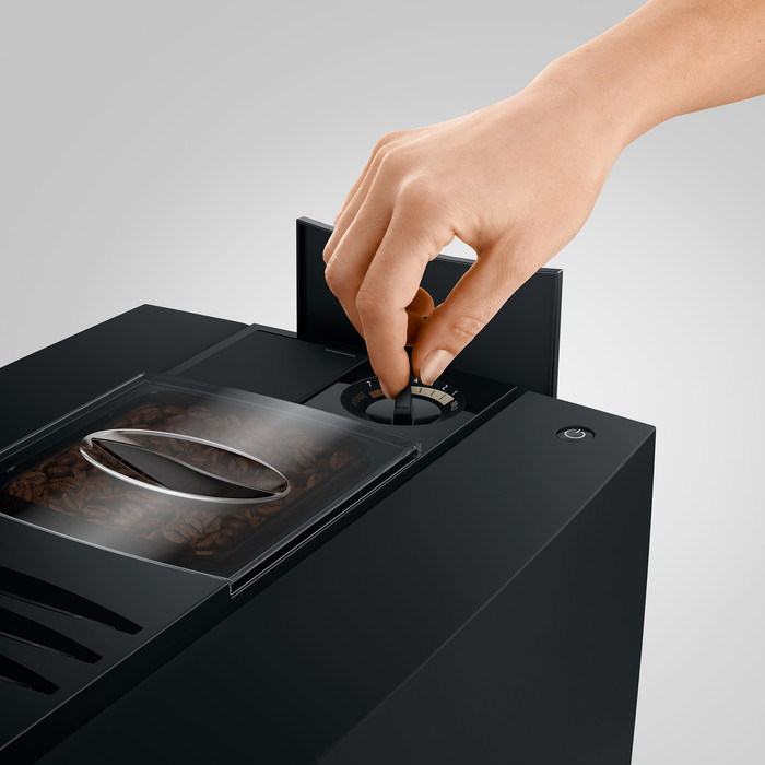 JURA E6 Piano Black (ED) detail