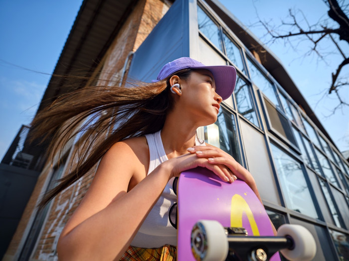 Shokz OpenDots Air Mauve produit à l'usage