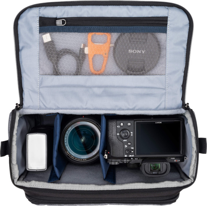 Think Tank Mirrorless Mover 30 V2 Cool Grey binnenkant