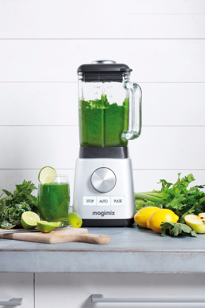 Magimix Power Blender 4 Mat Chroom product in gebruik